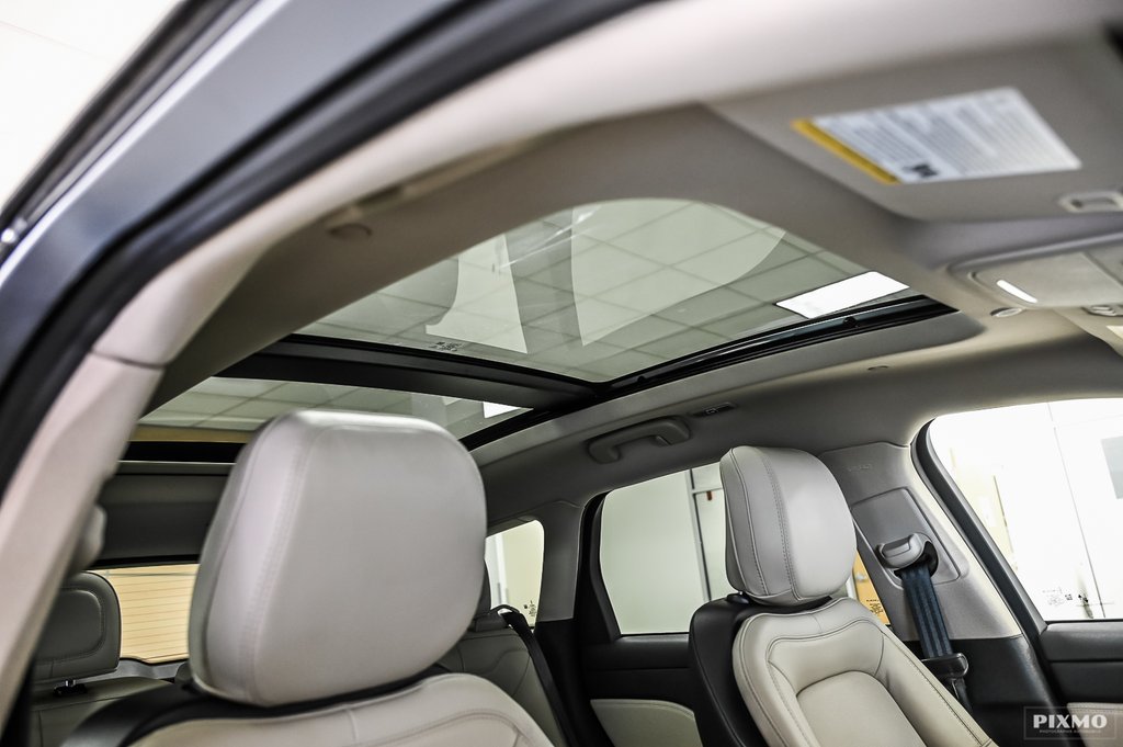2025 Lincoln Corsair in Brossard, Quebec - 33 - w1024h768px