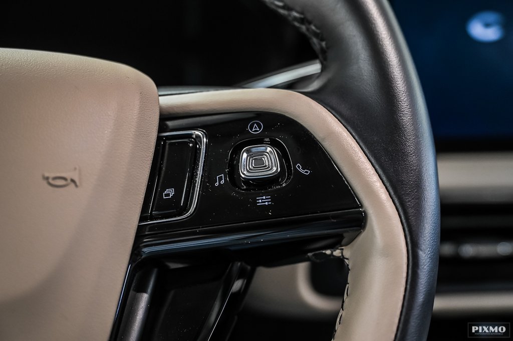 2025 Lincoln Corsair in Brossard, Quebec - 18 - w1024h768px