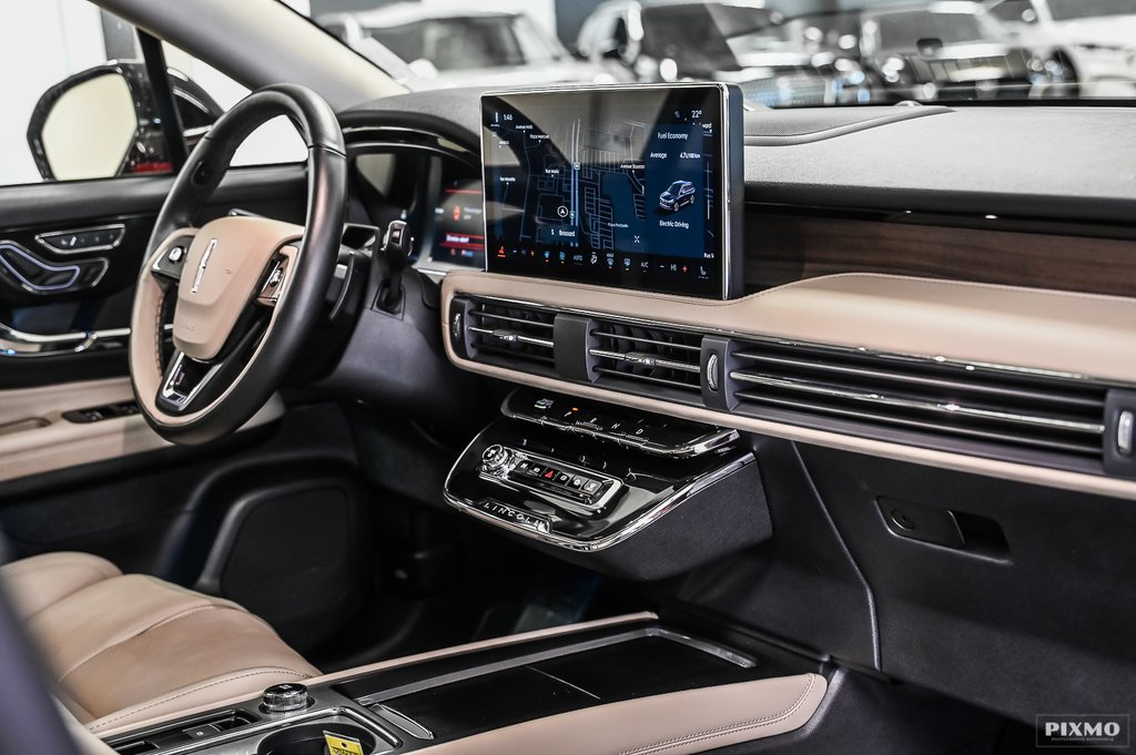 2025 Lincoln Corsair in Brossard, Quebec - 30 - w1024h768px
