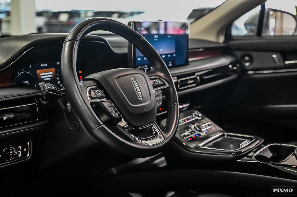Lincoln NAUTILUS Reserve AWD | 2.0L | TOIT PANO | 360CAMÉRA | 2022 à Brossard, Québec - 19 - w1024h768px