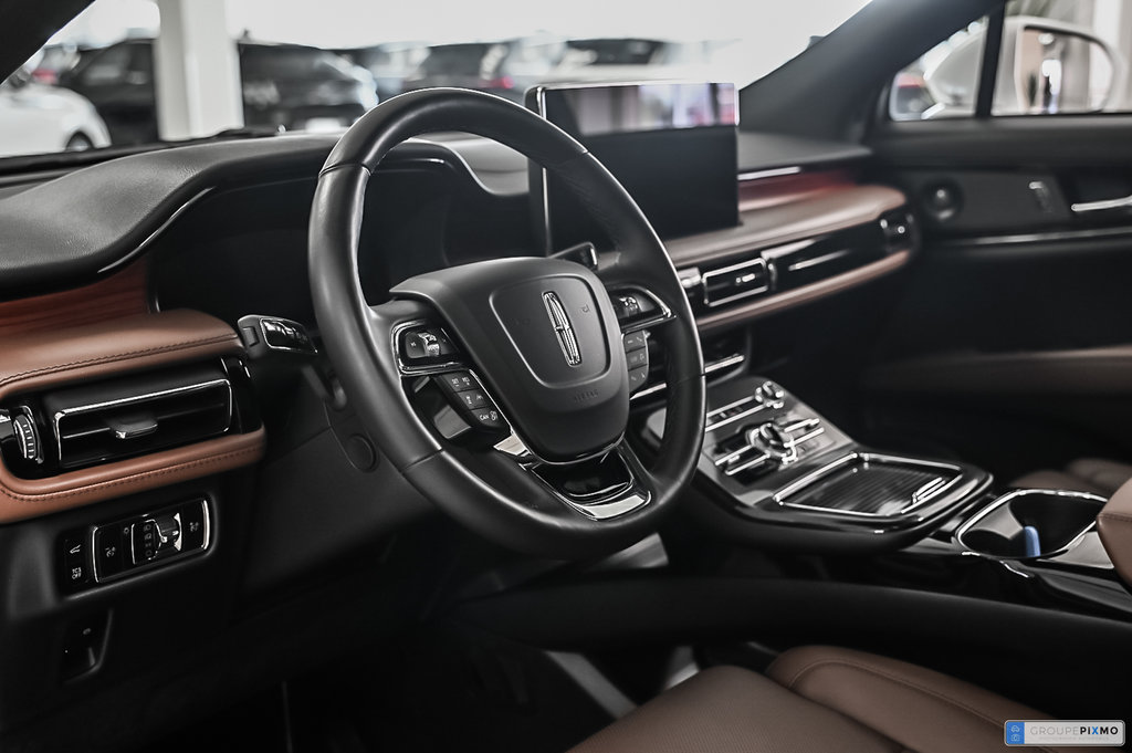 2023 Lincoln NAUTILUS in Brossard, Quebec - 21 - w1024h768px