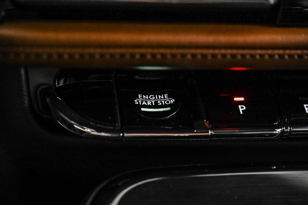 2023 Lincoln NAUTILUS in Brossard, Quebec - 25 - w1024h768px