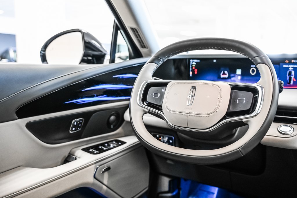 Lincoln Nautilus  2025 à Brossard, Québec - 38 - w1024h768px