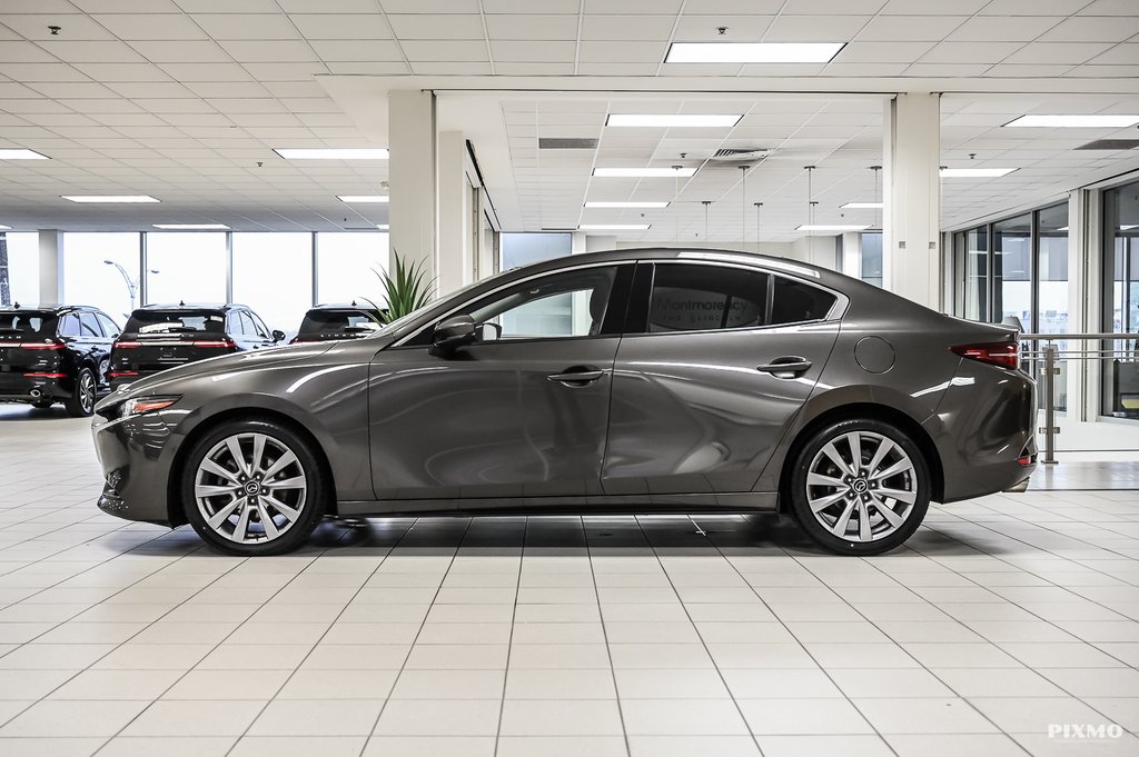 Mazda 3 GT | CUIR | TOIT OUVRANT | NAVIGATION | 2019 à Brossard, Québec - 12 - w1024h768px