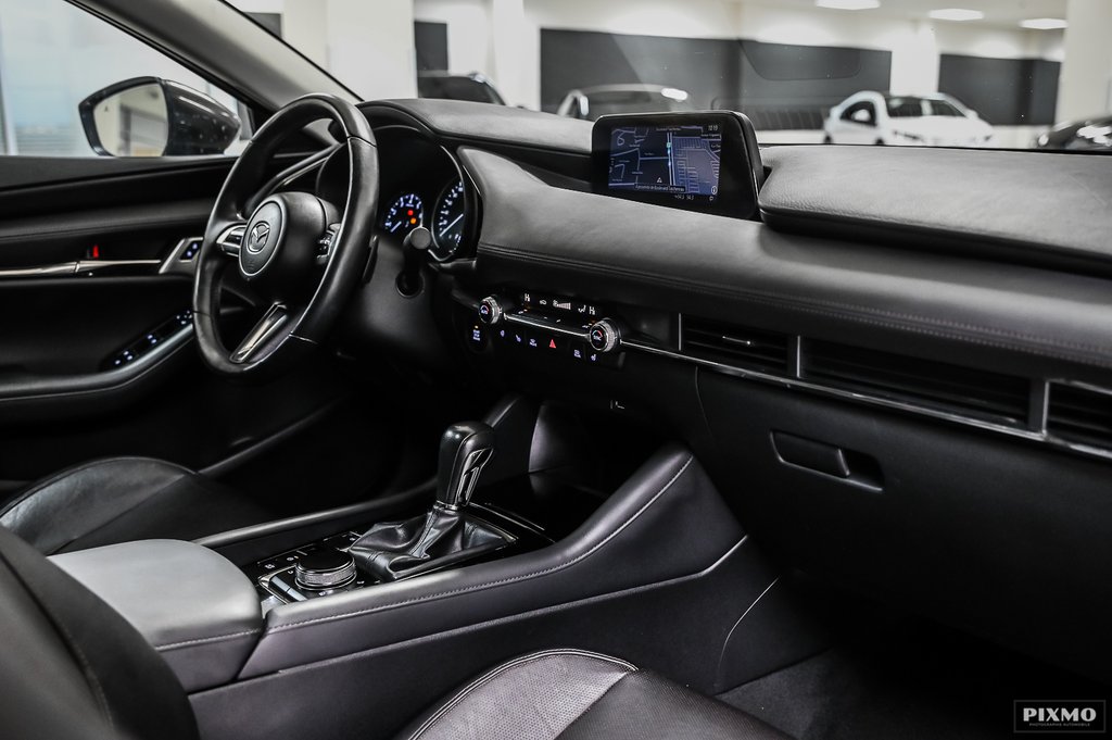 Mazda 3 GT | CUIR | TOIT OUVRANT | NAVIGATION | 2019 à Brossard, Québec - 31 - w1024h768px