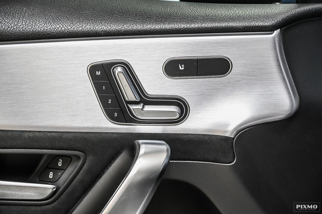 Mercedes-Benz A-Class  2020 à Brossard, Québec - 17 - w1024h768px