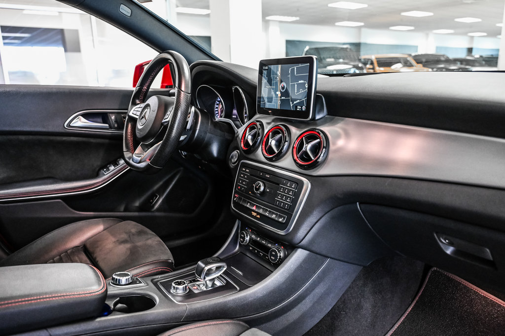 Mercedes-Benz CLA  2016 à Brossard, Québec - 32 - w1024h768px