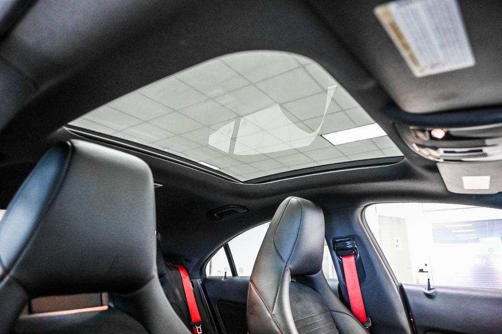 Mercedes-Benz CLA  2016 à Brossard, Québec - 34 - w1024h768px