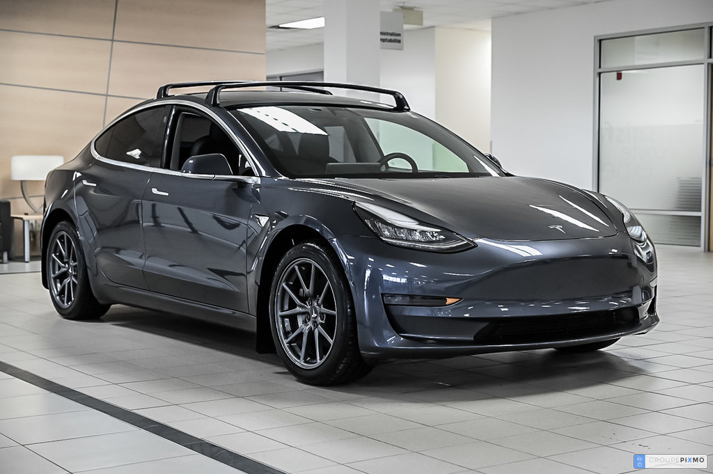 Tesla MODEL 3 Standard Range Plus | JUSQU'A 402KM | TOIT PANO | 2020 à Brossard, Québec - 4 - w1024h768px