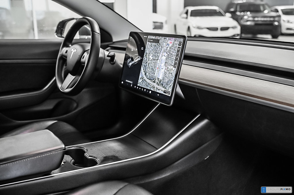 Tesla MODEL 3 Standard Range Plus | JUSQU'A 402KM | TOIT PANO | 2020 à Brossard, Québec - 28 - w1024h768px