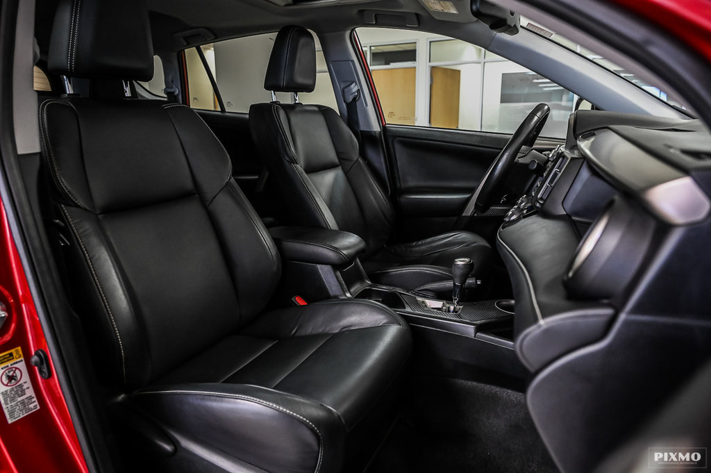 Toyota RAV4  2015 à Brossard, Québec - 31 - w1024h768px