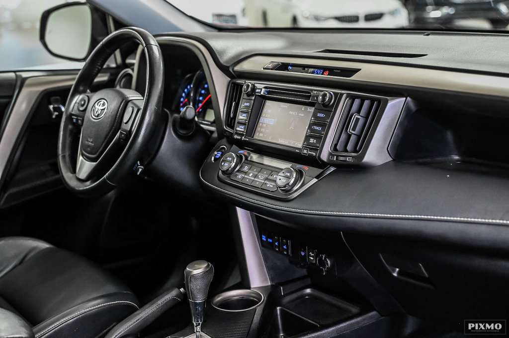 Toyota RAV4  2015 à Brossard, Québec - 30 - w1024h768px