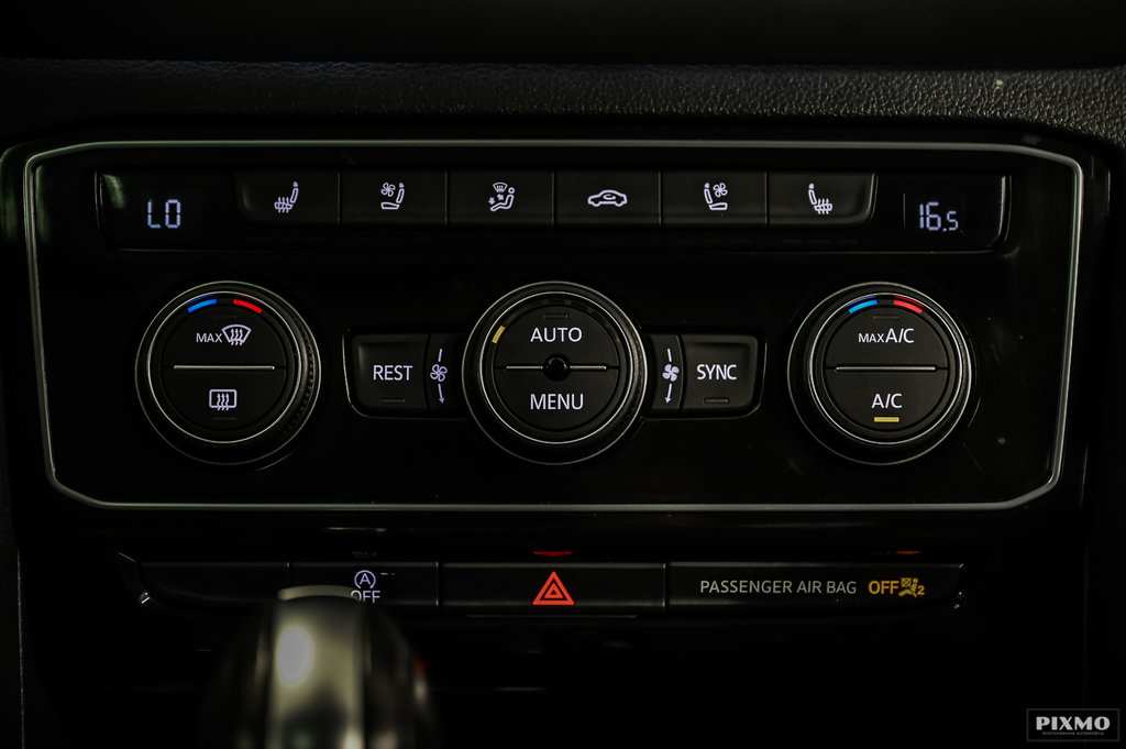 2023 Volkswagen Atlas in Brossard, Quebec - 33 - w1024h768px