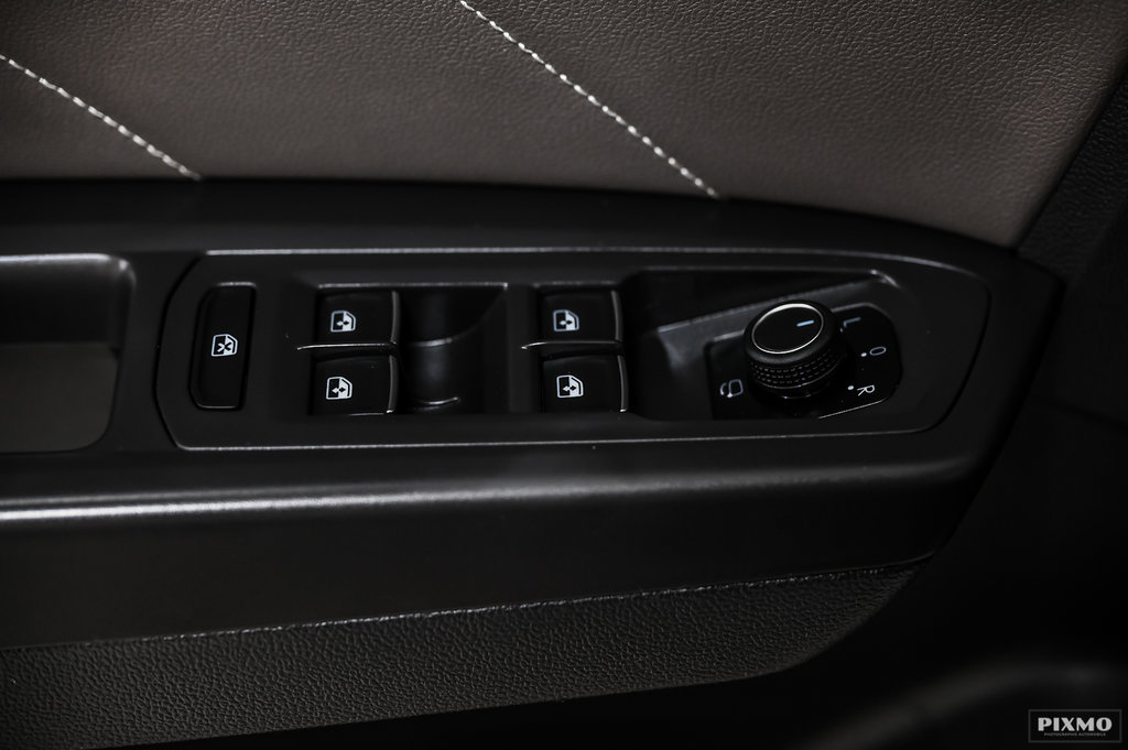 2023 Volkswagen Atlas in Brossard, Quebec - 21 - w1024h768px