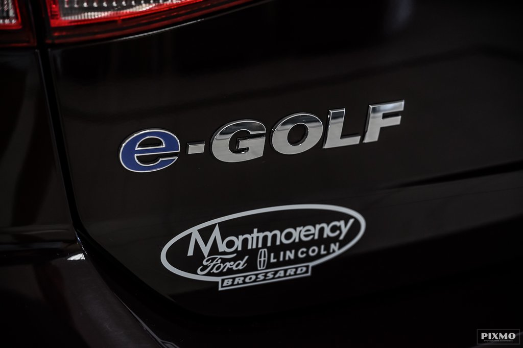 2018 Volkswagen E-Golf Comfortline | SIEGES CHAUFFANTS | CARPLAY | CAMERA in Brossard, Quebec - 15 - w1024h768px