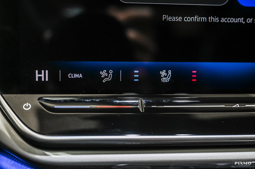 2024 Volkswagen ID.4 Pro S | AWD | TOIT PANO | HARMAN KARDON | CARPLAY in Brossard, Quebec - 25 - w1024h768px