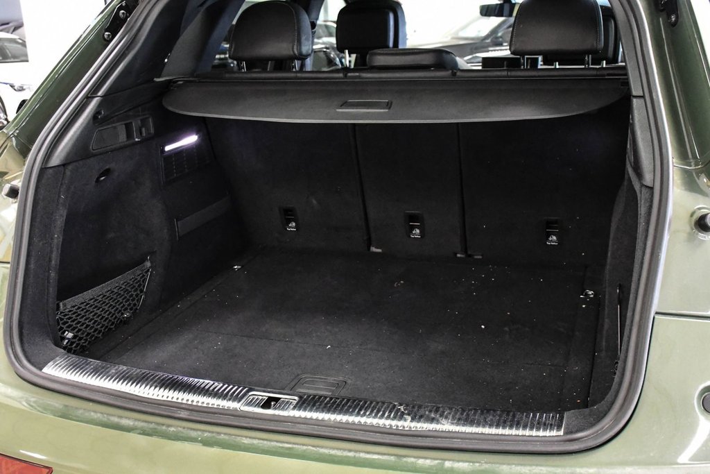Audi SQ5  2023 à Brossard, Québec - 14 - w1024h768px