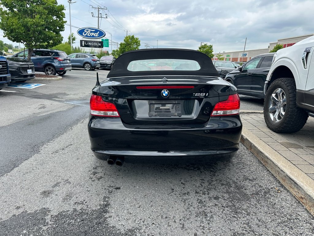 2008 BMW 1 Series 128i | CONVERTIBLE | TRÉS BAS KILO | CUIR ROUGE | in Brossard, Quebec - 9 - w1024h768px
