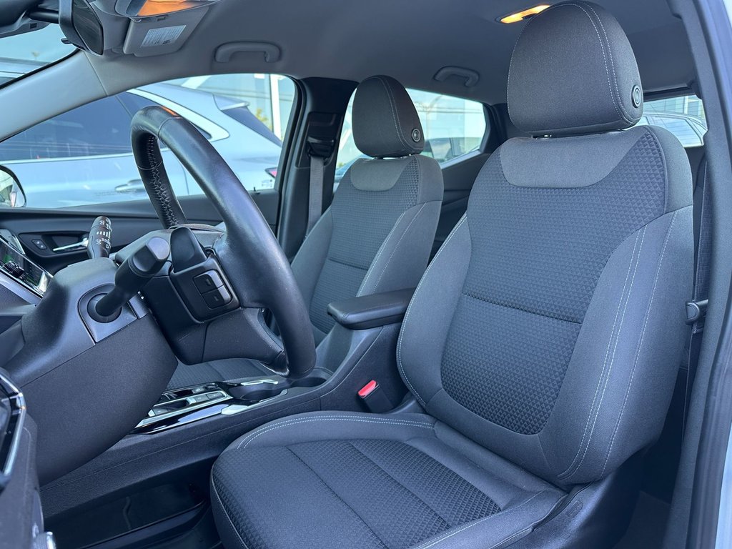 Chevrolet BOLT EUV  2022 à Brossard, Québec - 11 - w1024h768px