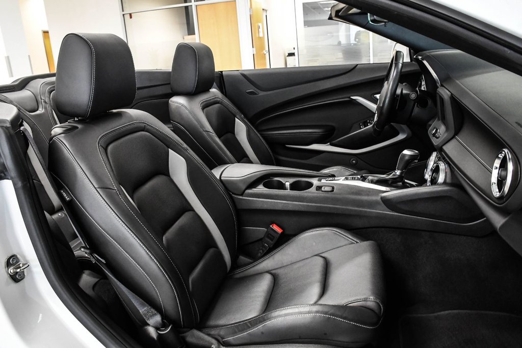 Chevrolet Camaro  2023 à Brossard, Québec - 17 - w1024h768px