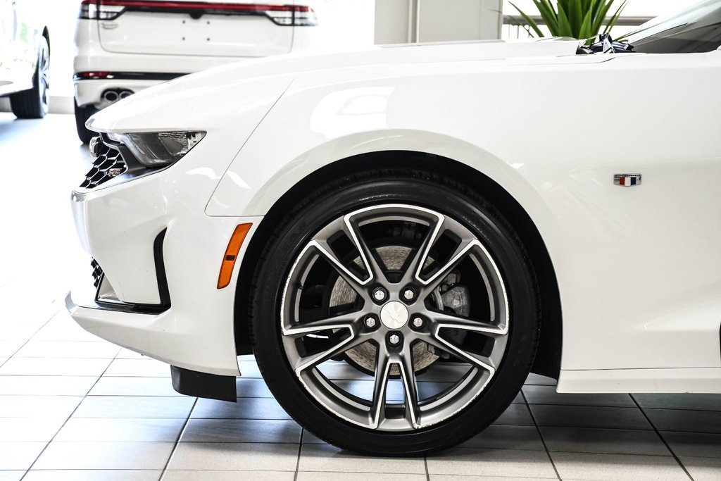 Chevrolet Camaro  2023 à Brossard, Québec - 7 - w1024h768px