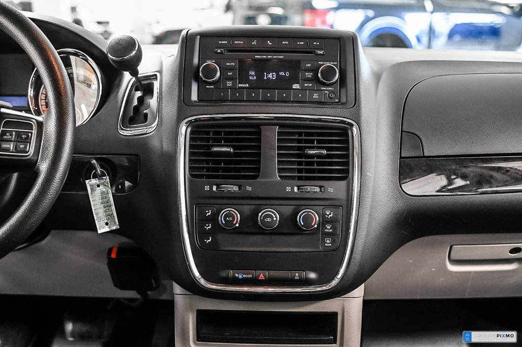 2018 Dodge Grand Caravan in Brossard, Quebec - 25 - w1024h768px