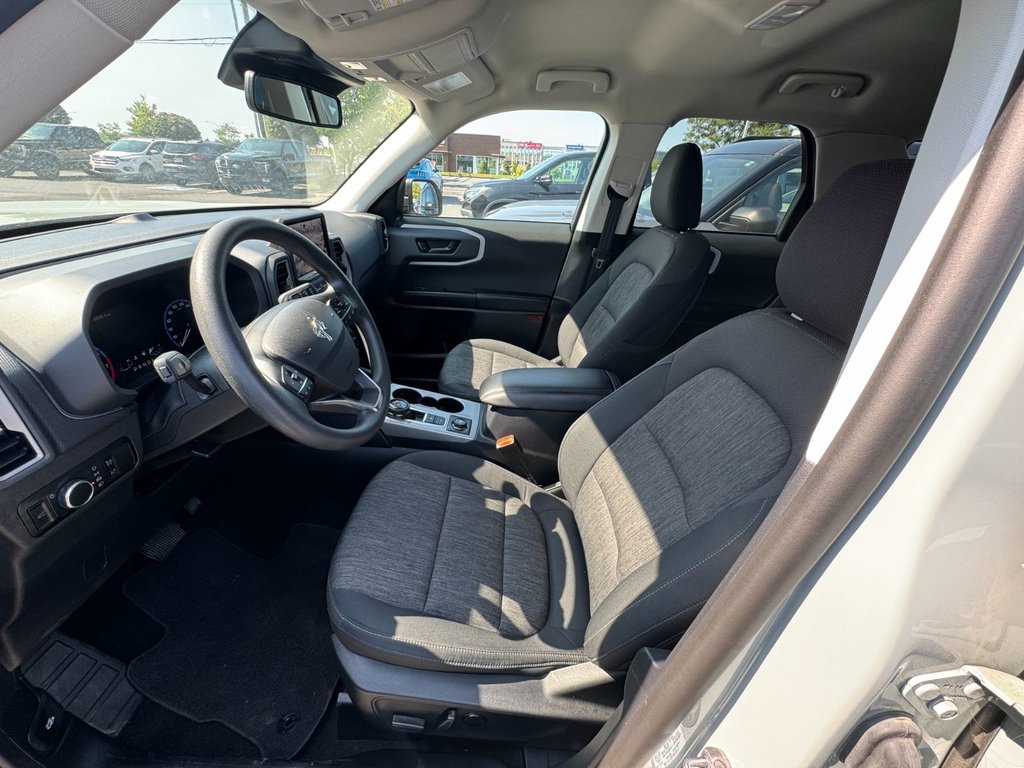 2023 Ford BRONCO SPORT in Brossard, Quebec - 5 - w1024h768px