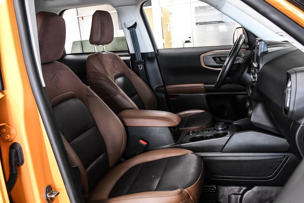 Ford Bronco Sport Badlands | 4WD | 3.99% | TOIT OUVRANT | CUIR | B&O 2023 à Brossard, Québec - 16 - w1024h768px