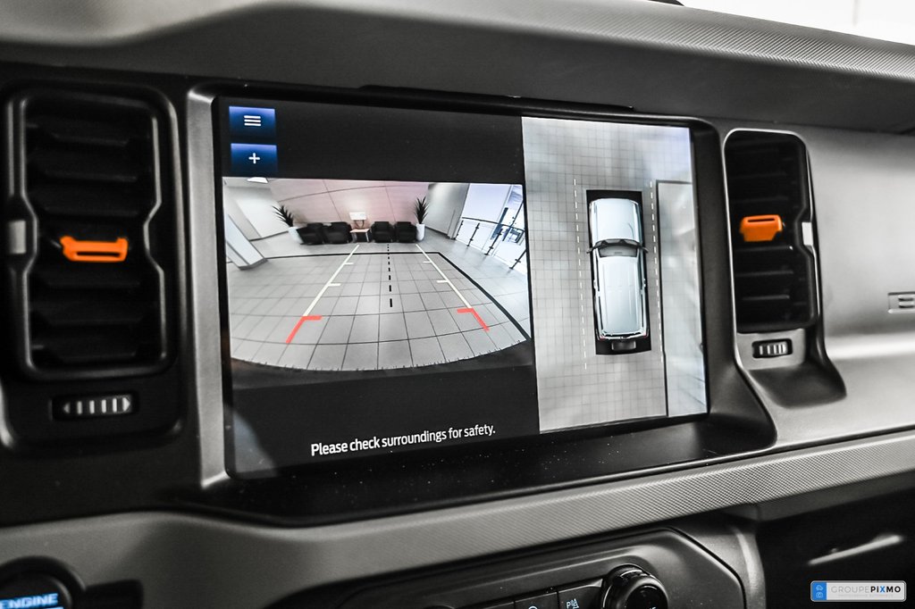 2022 Ford Bronco in Brossard, Quebec - 24 - w1024h768px