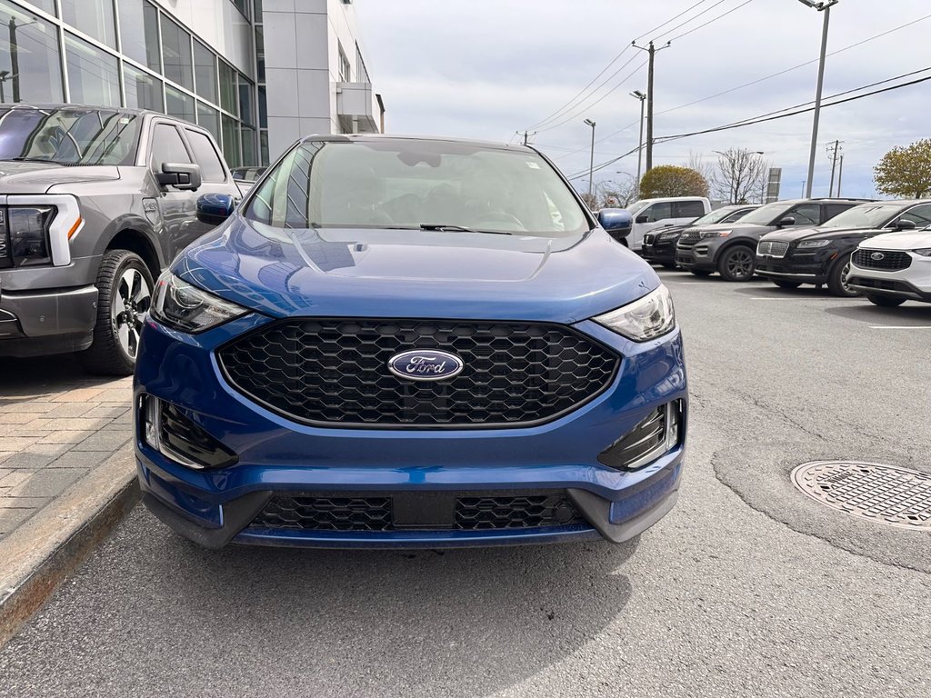 2022 Ford Edge in Brossard, Quebec - 3 - w1024h768px