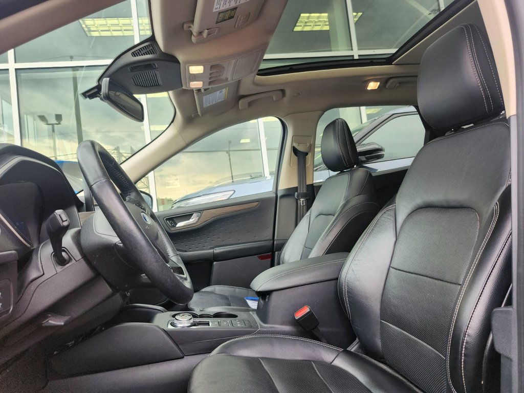 Ford Escape Titanium Hybrid | AWD | TOIT PANO | CUIR | NAV | 2020 à Brossard, Québec - 11 - w1024h768px