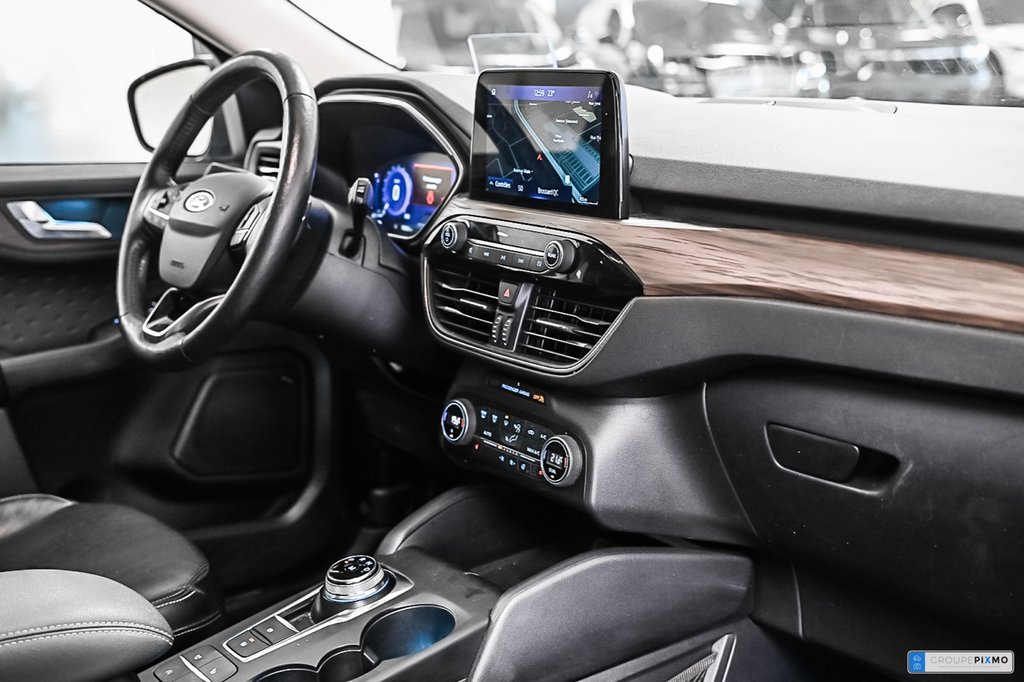 2020 Ford Escape in Brossard, Quebec - 34 - w1024h768px