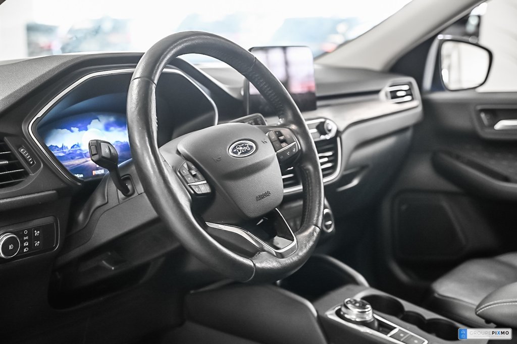 2020 Ford Escape in Brossard, Quebec - 19 - w1024h768px
