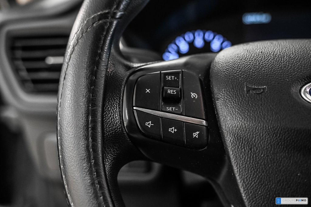 2020 Ford Escape SE AWD | CRUISE ADAPT. | SIEGES CHAUF. | CARPLAY | in Brossard, Quebec - 20 - w1024h768px