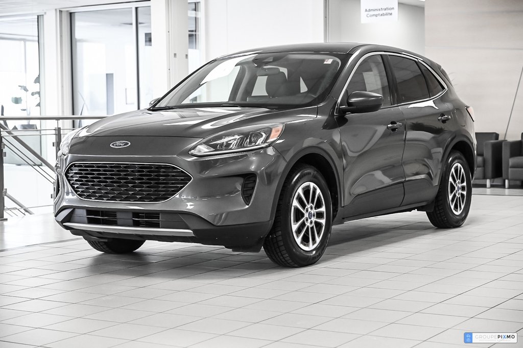 2020 Ford Escape SE AWD | CRUISE ADAPT. | SIEGES CHAUF. | CARPLAY | in Brossard, Quebec - 1 - w1024h768px