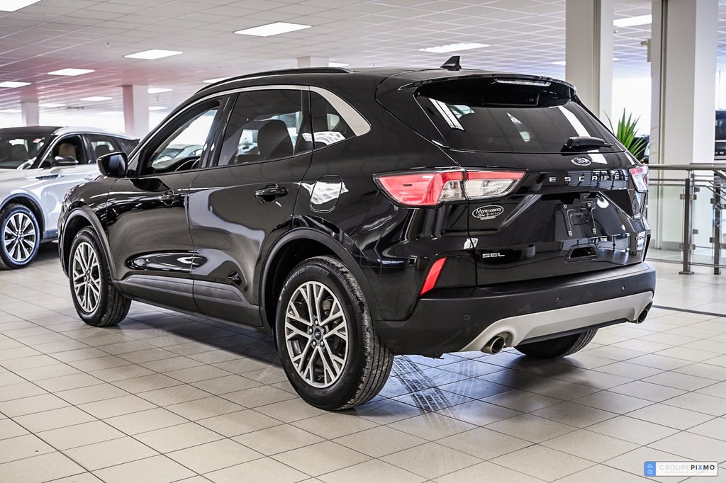 2021 Ford Escape in Brossard, Quebec - 12 - w1024h768px