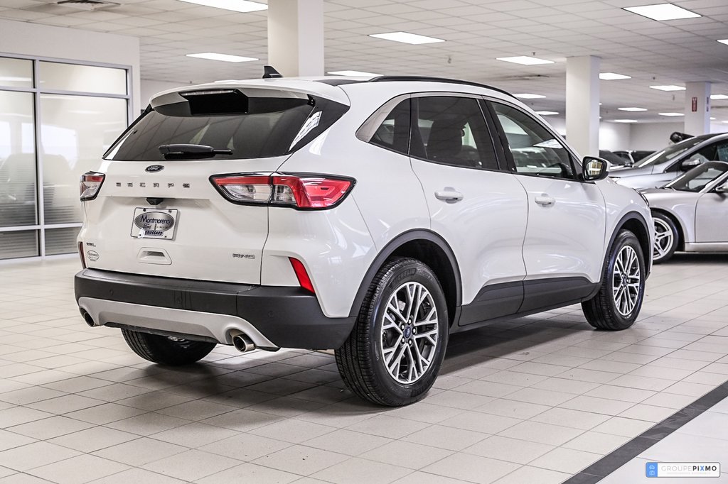 2021 Ford Escape in Brossard, Quebec - 9 - w1024h768px