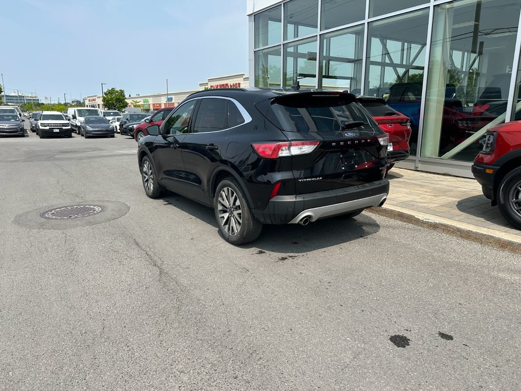Ford Escape  2021 à Brossard, Québec - 7 - w1024h768px