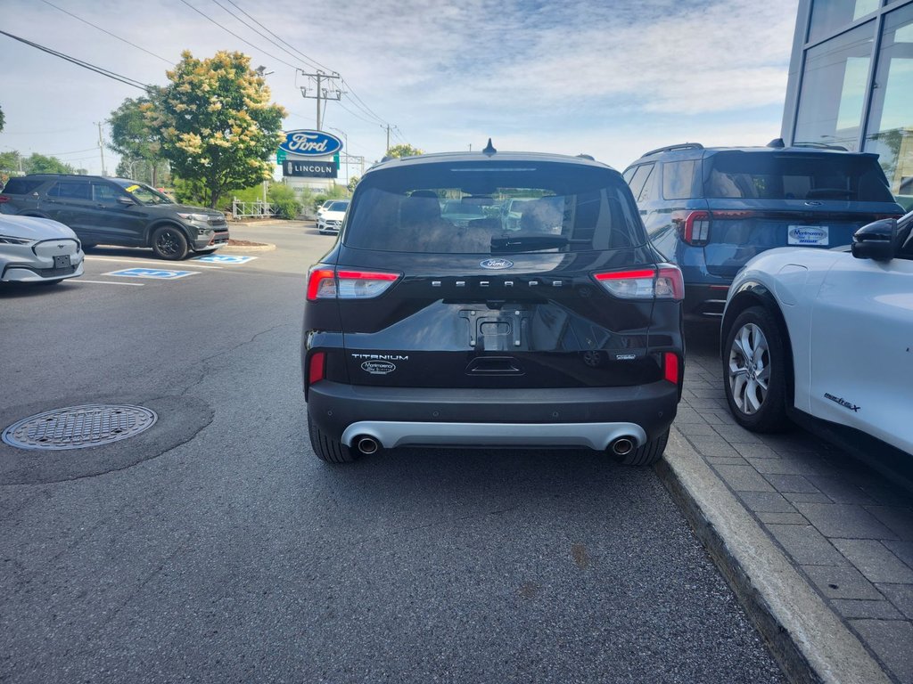 2021 Ford Escape in Brossard, Quebec - 9 - w1024h768px