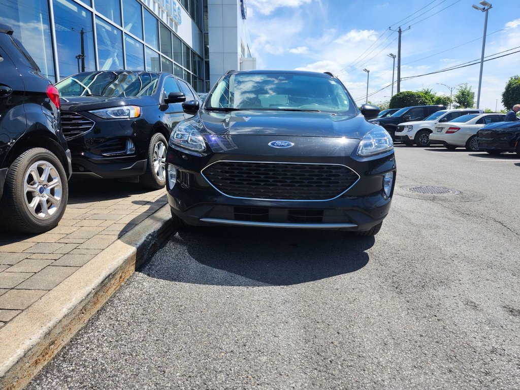Ford Escape Titanium Hybrid | AWD | CUIR | B&O | NAVIAGTION | 2021 à Brossard, Québec - 3 - w1024h768px
