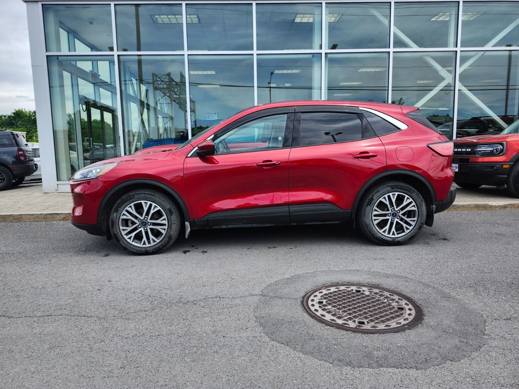 Ford Escape  2022 à Brossard, Québec - 5 - w1024h768px