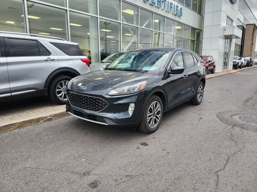 2022 Ford Escape in Brossard, Quebec - 1 - w1024h768px