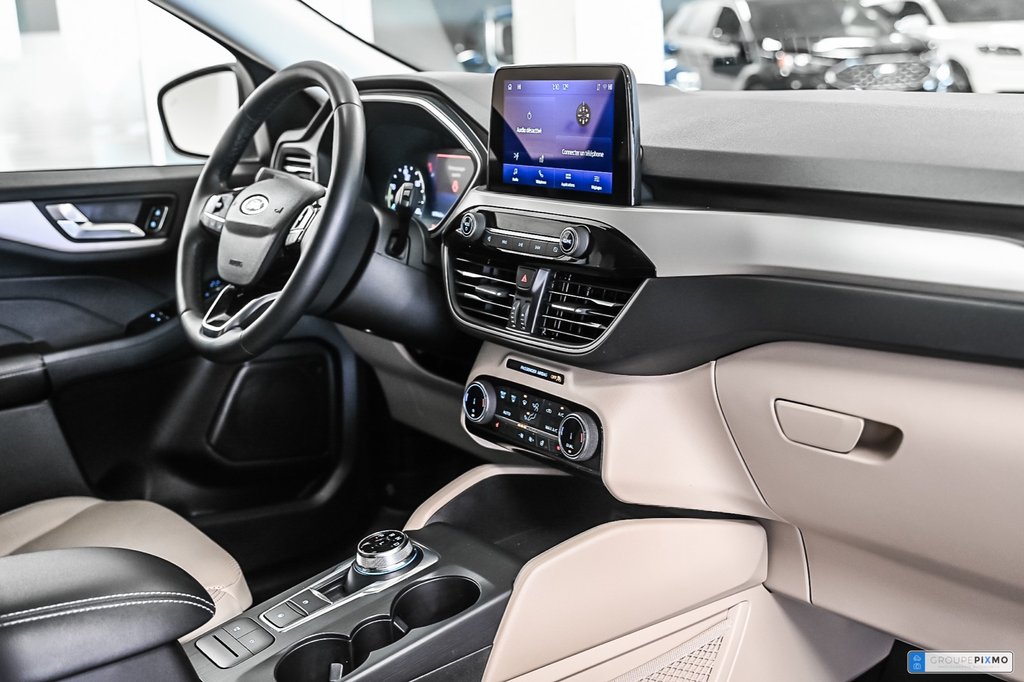 2022 Ford Escape in Brossard, Quebec - 39 - w1024h768px