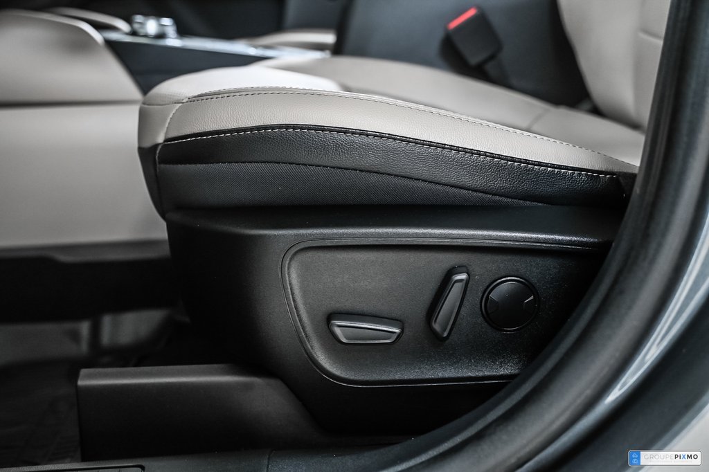 2022 Ford Escape in Brossard, Quebec - 26 - w1024h768px