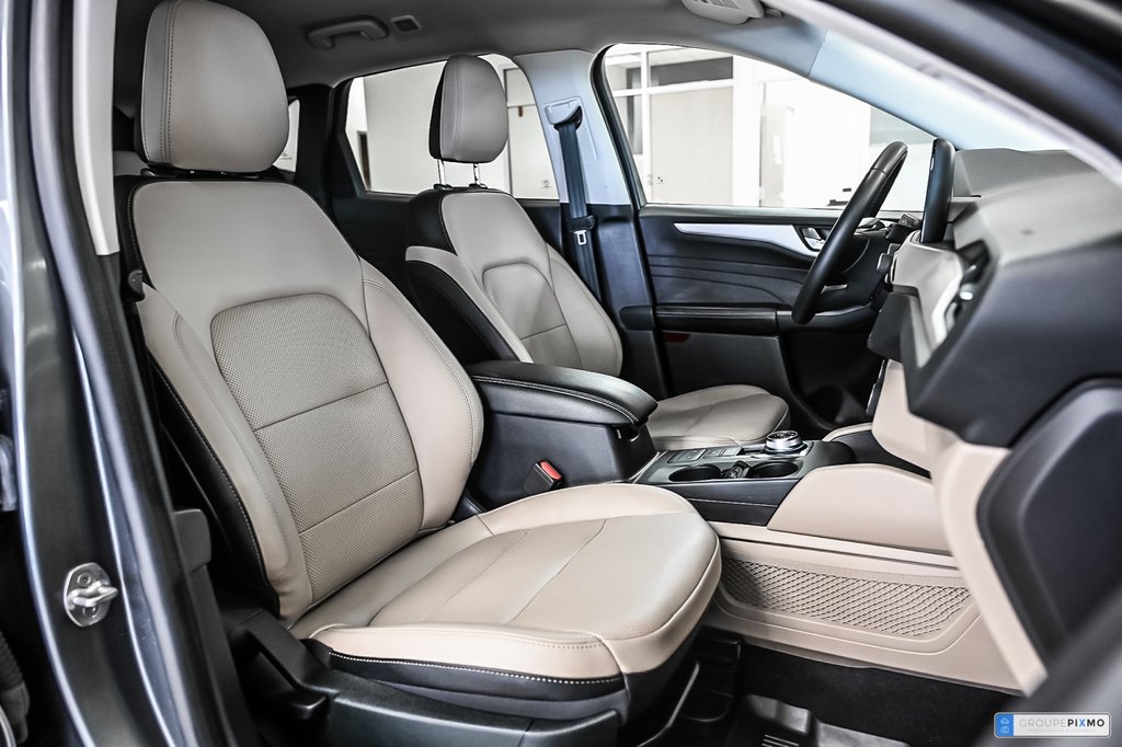 2022 Ford Escape in Brossard, Quebec - 40 - w1024h768px