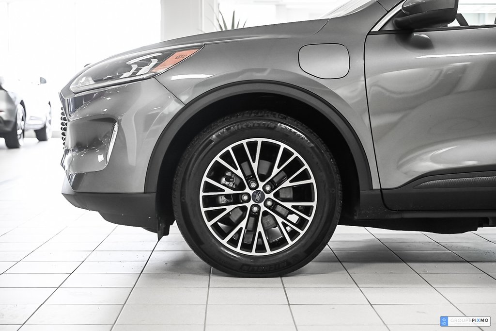 2022 Ford Escape in Brossard, Quebec - 14 - w1024h768px