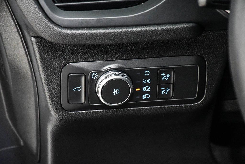 2022 Ford Escape in Brossard, Quebec - 18 - w1024h768px