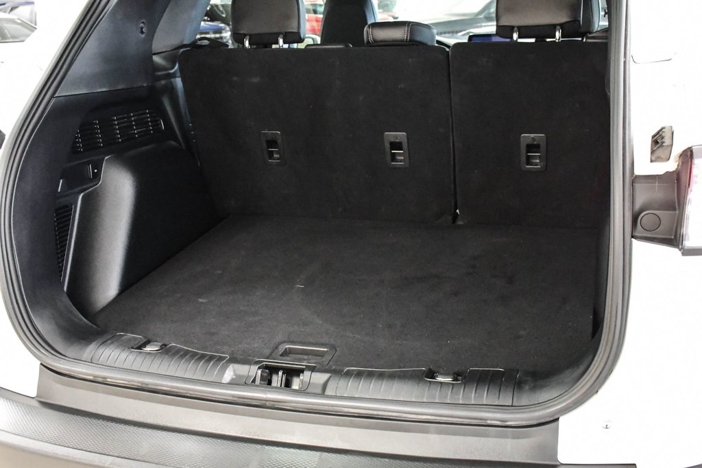 2022 Ford Escape in Brossard, Quebec - 28 - w1024h768px