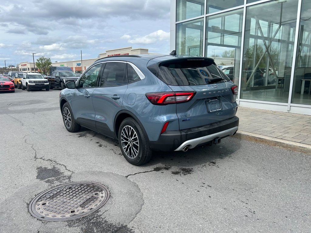 Ford Escape  2023 à Brossard, Québec - 7 - w1024h768px
