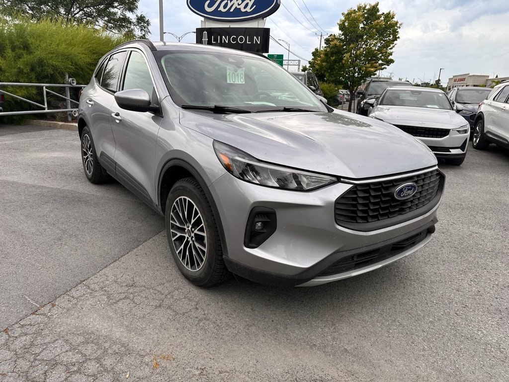 Ford Escape PHEV 2.5L | CARPLAY | 60KM ELECTRIQUE | FORDPASS 2023 à Brossard, Québec - 11 - w1024h768px